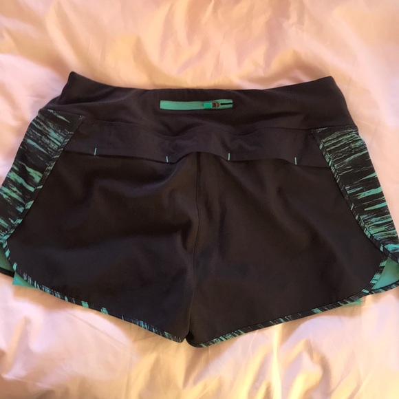MPG exercise shorts size M - Picture 2 of 3